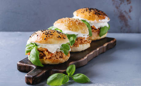 Pulled Chicken Sliders