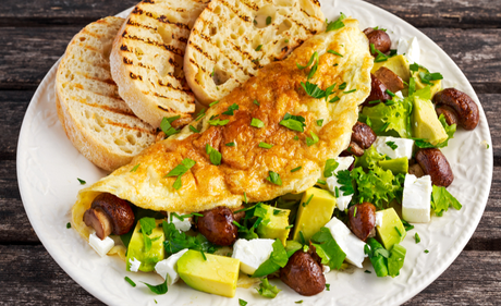 Omelet med champignon og feta