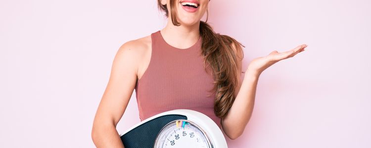 Se ekspertens svar på hvor hurtigt du bør tabe dig for et varigt vægttab